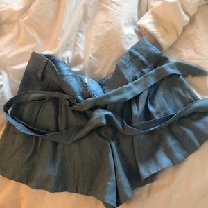 Parker shorts jean color soft material